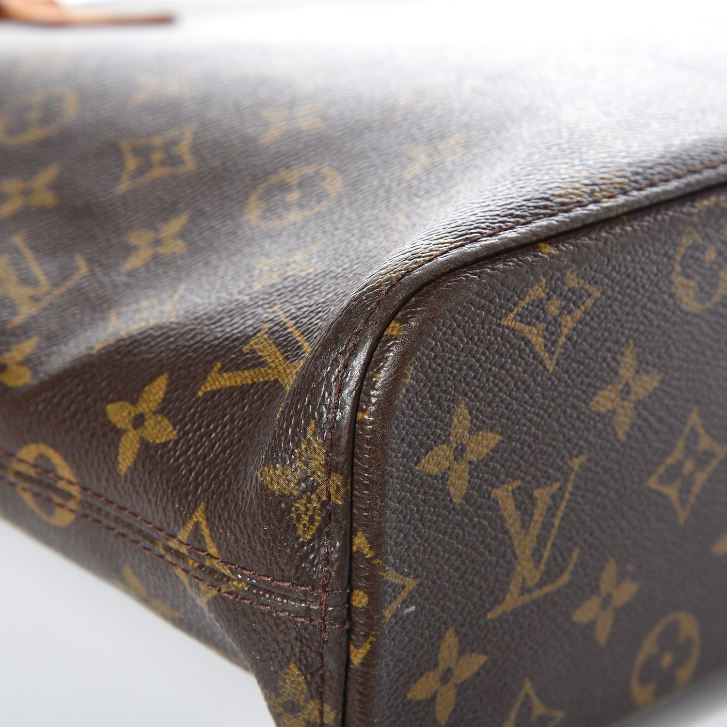 Louis Vuitton Monogram Luco 8 of 16