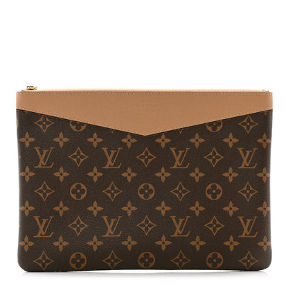Louis Vuitton Monogram Daily Pouch Sesame 1 of 7
