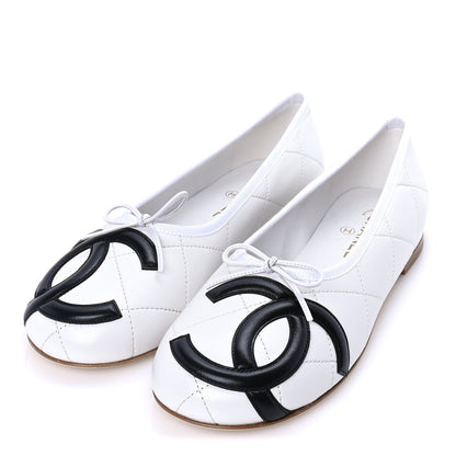Chanel Lambskin Quilted CC Cambon Ballet Flats 40.5  White Black 2 of 7