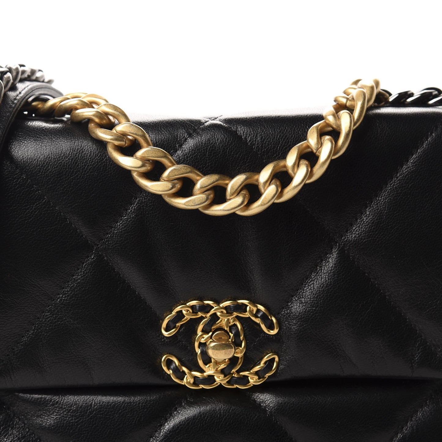 Lambskin Quilted Medium 19 Flap Black