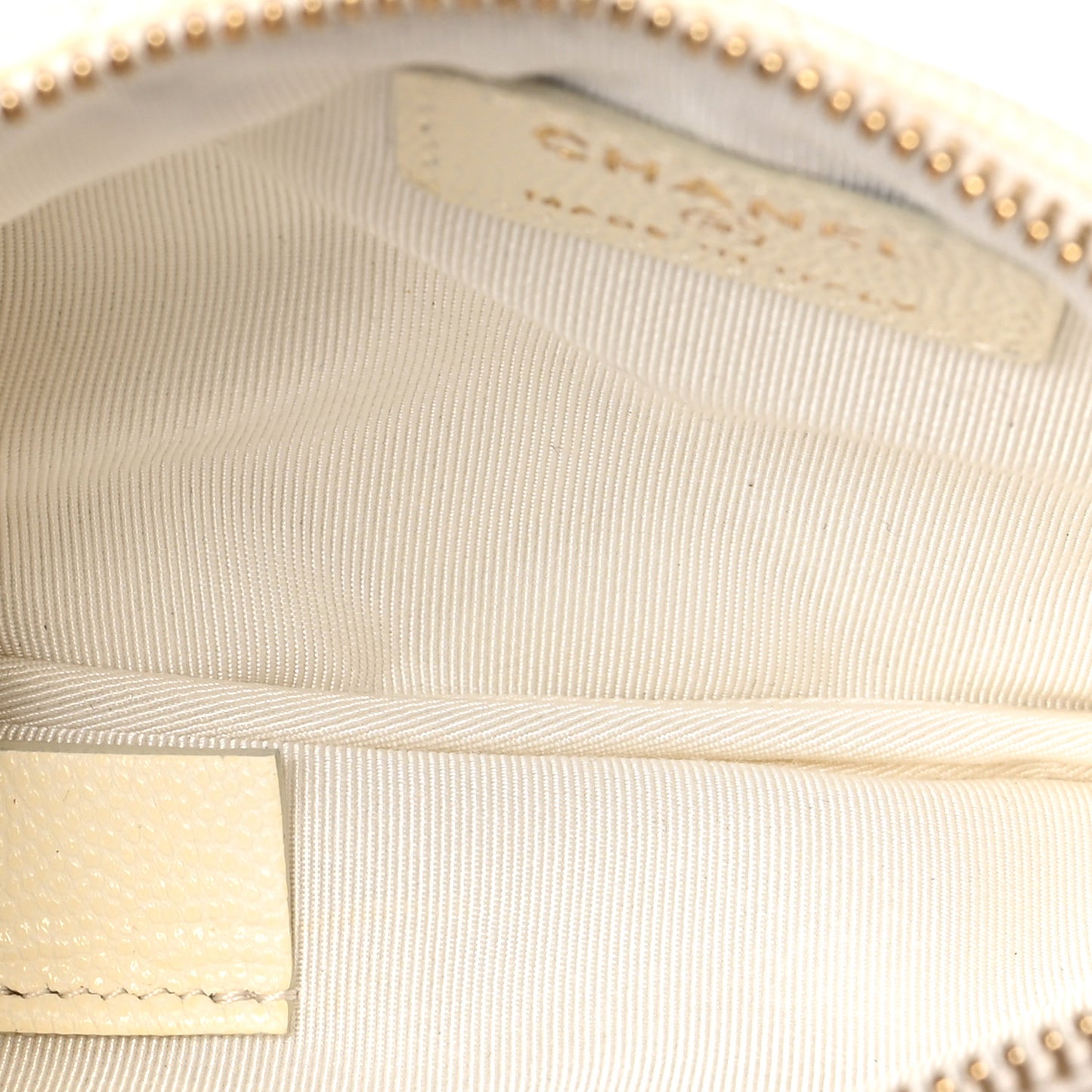 Caviar Quilted Small Cosmetic Case White