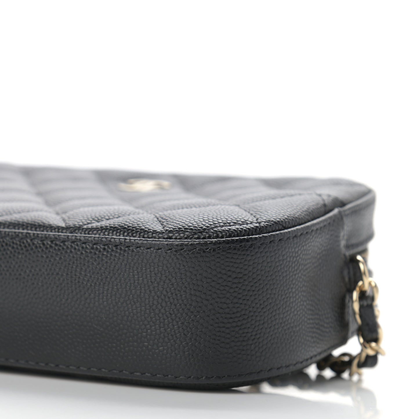 Caviar Quilted Vanity With Chain Black