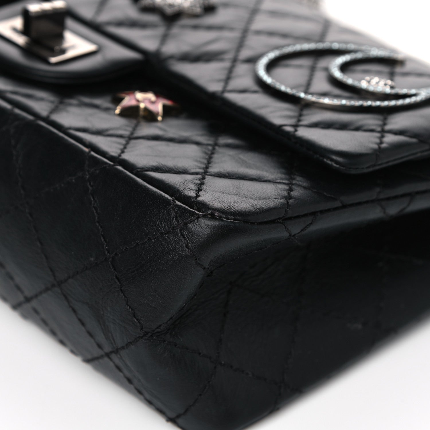 Chanel Aged Calfskin Space Charms 2.55 Reissue 225 Flap Black 9 of 17