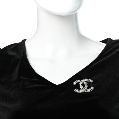 Chanel Crystal Pearl CC Star Coco Flapper Brooch Silver 2 of 4