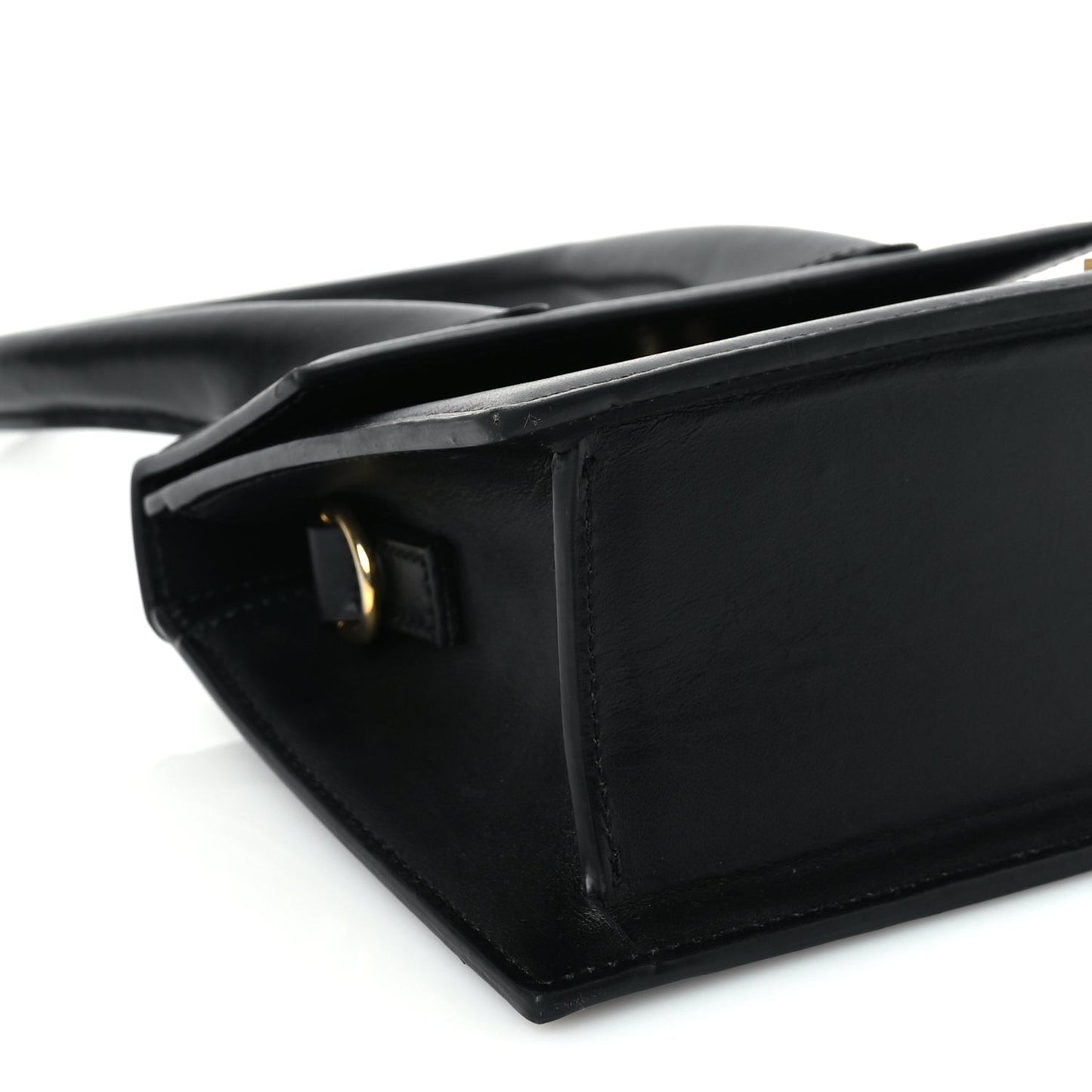 Smooth Calfskin Le Chiquito Moyen Black