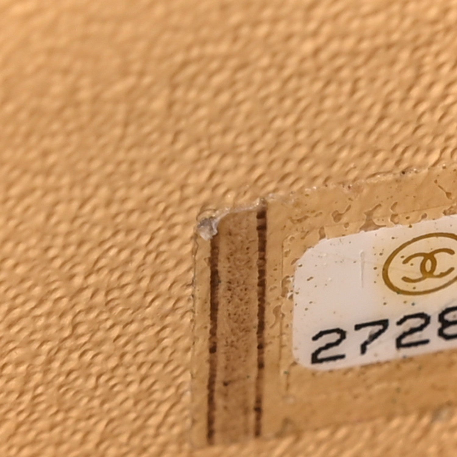 Chanel Raffia Calfskin CC Filigree Vanity Case White 8 of 11