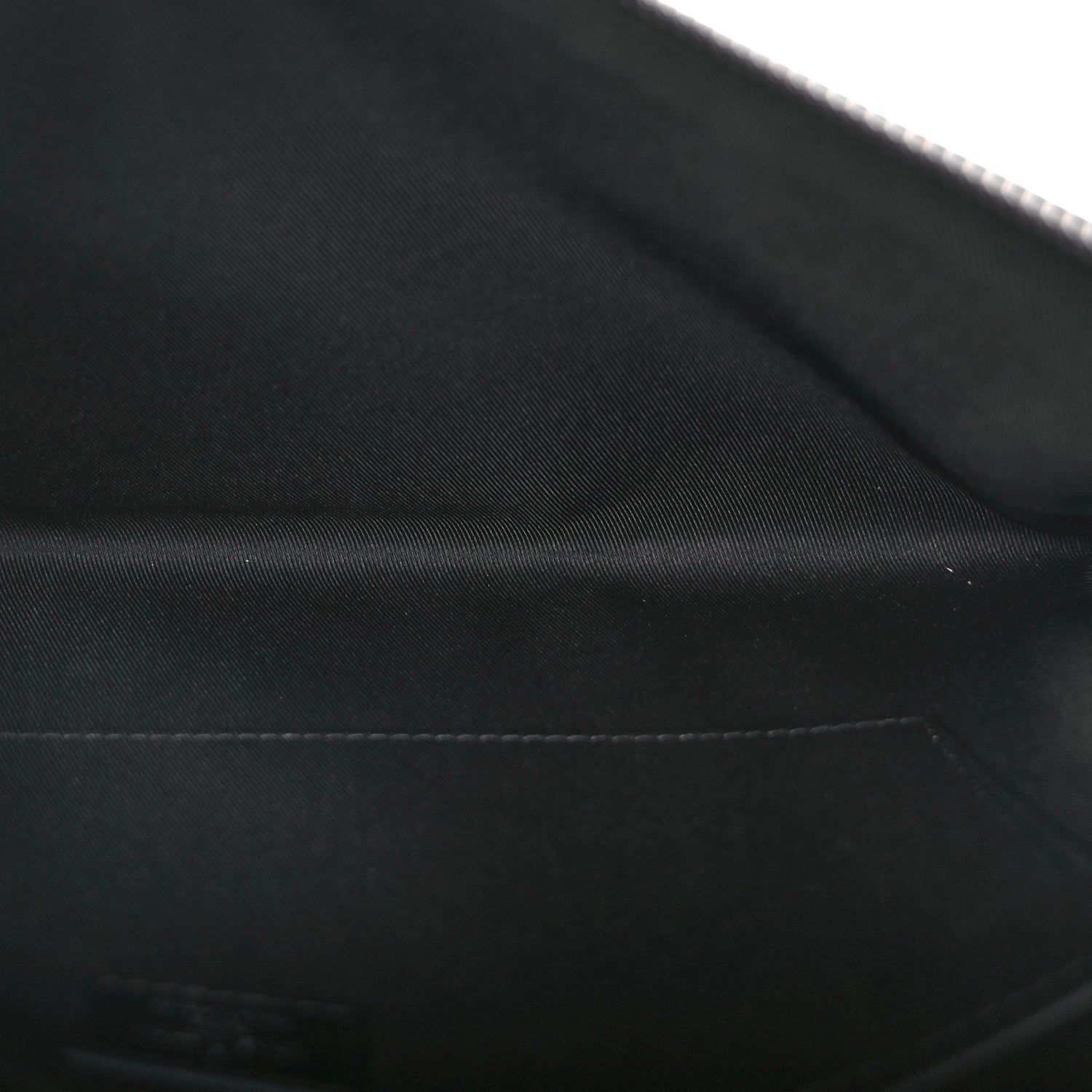 Louis Vuitton Monogram Eclipse Discovery Pochette GM 5 of 6