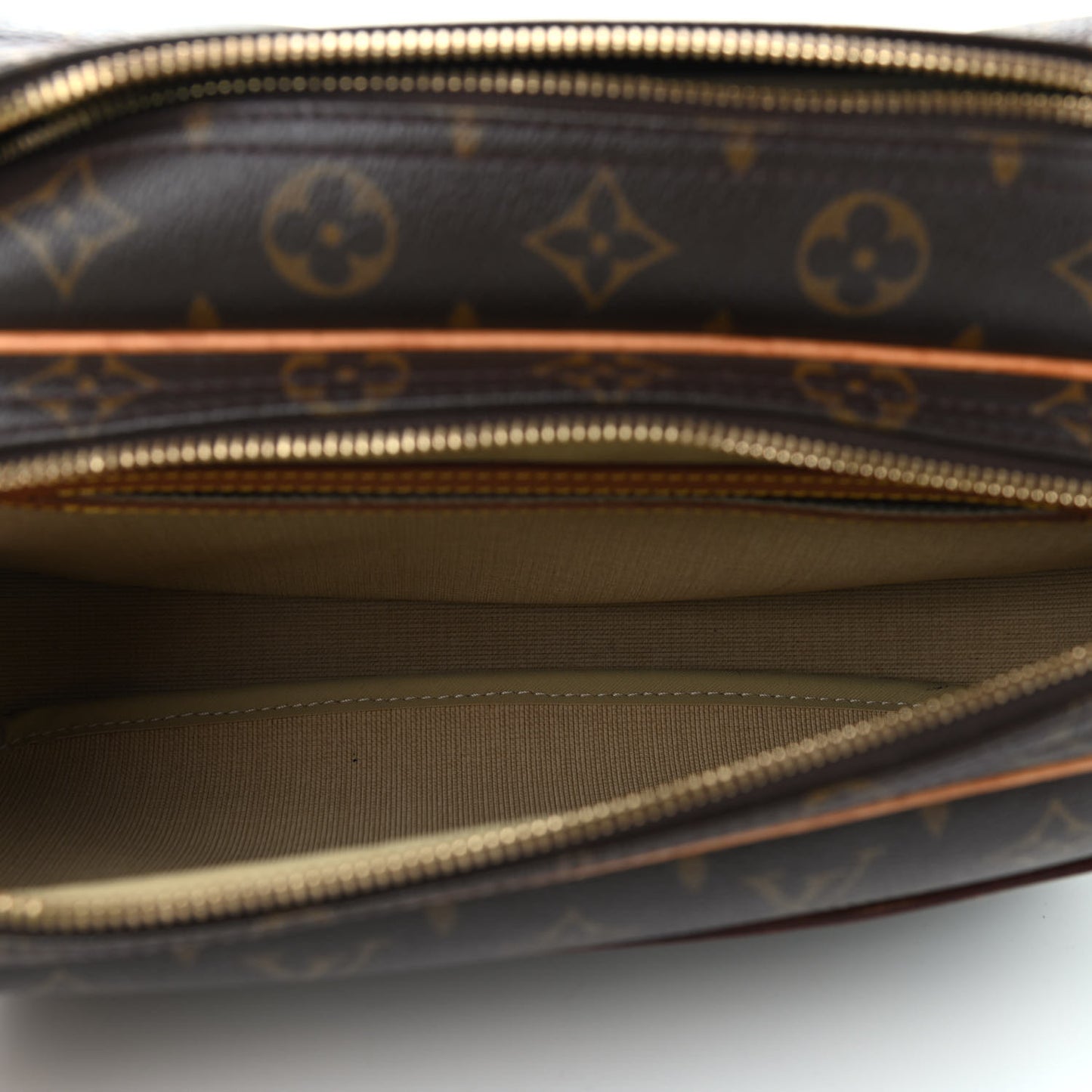 Monogram Reporter PM