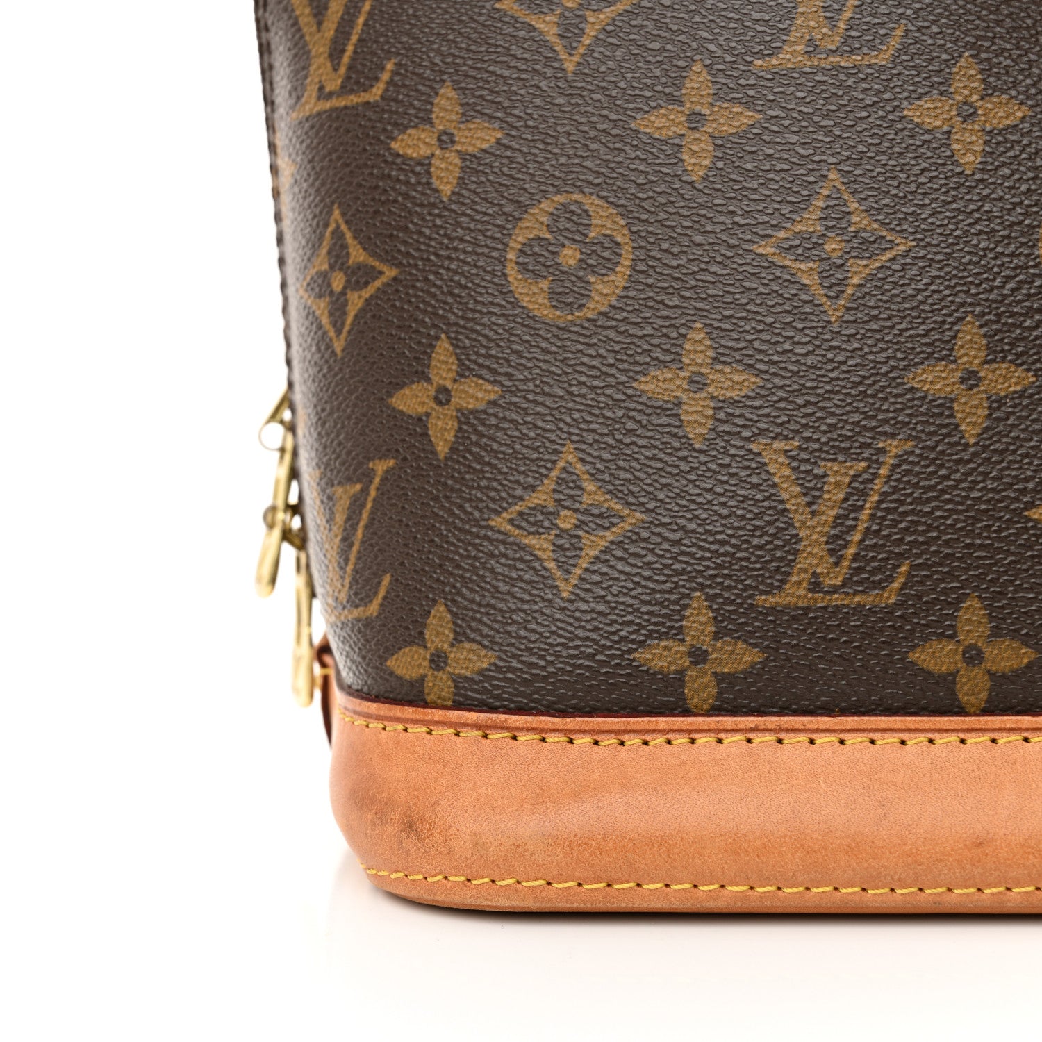 Louis Vuitton Monogram Alma PM 14 of 19