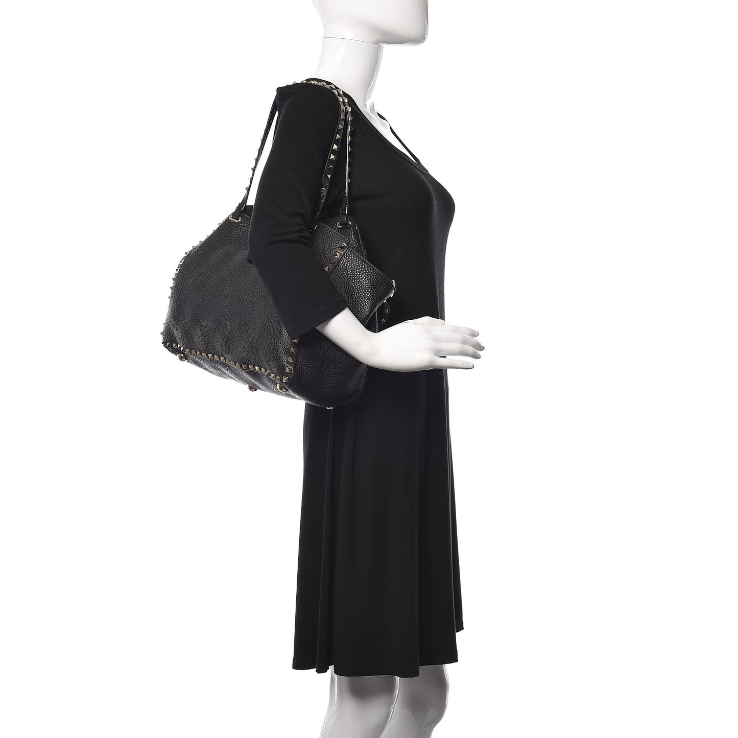 Pebbled Calfskin Medium Rockstud Tote Black