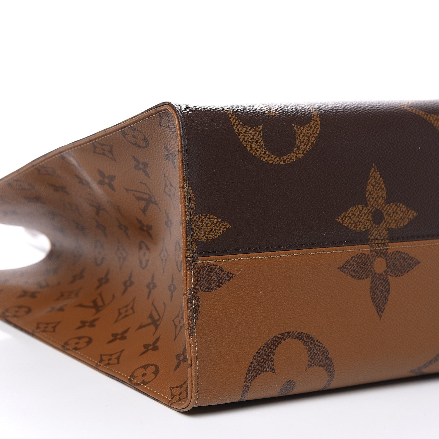 Louis Vuitton Reverse Monogram Giant Onthego GM 8 of 9