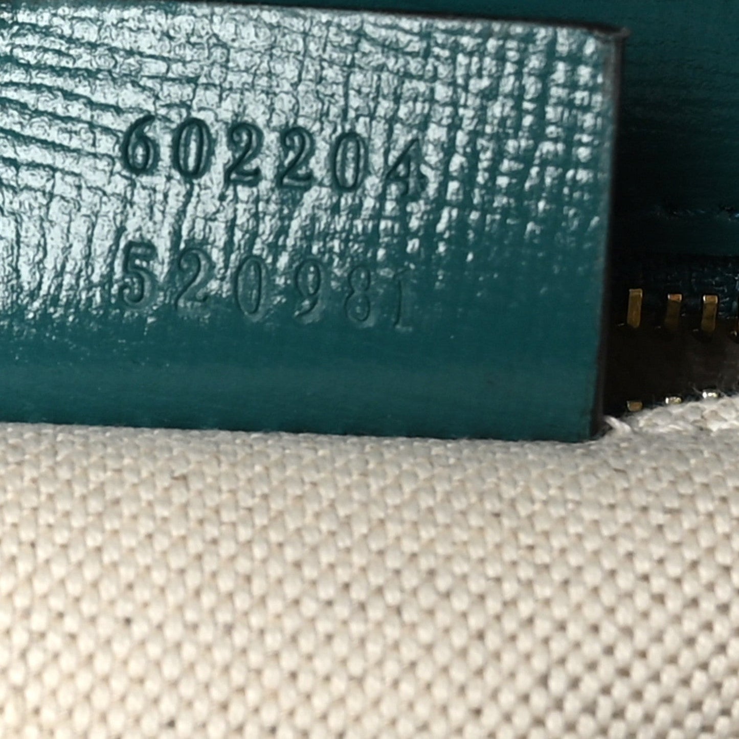 Azalea Calfskin Horsebit 1955 Shoulder Bag Imperial Blue Pavone