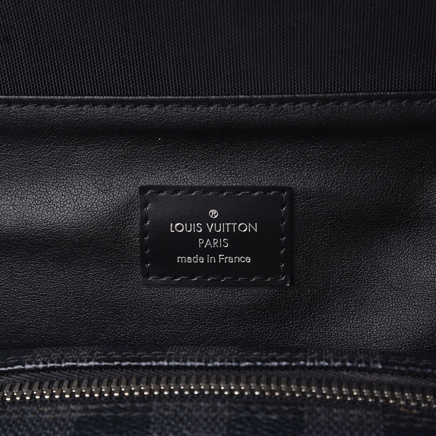 Damier Graphite Hanging Toiletry Kit