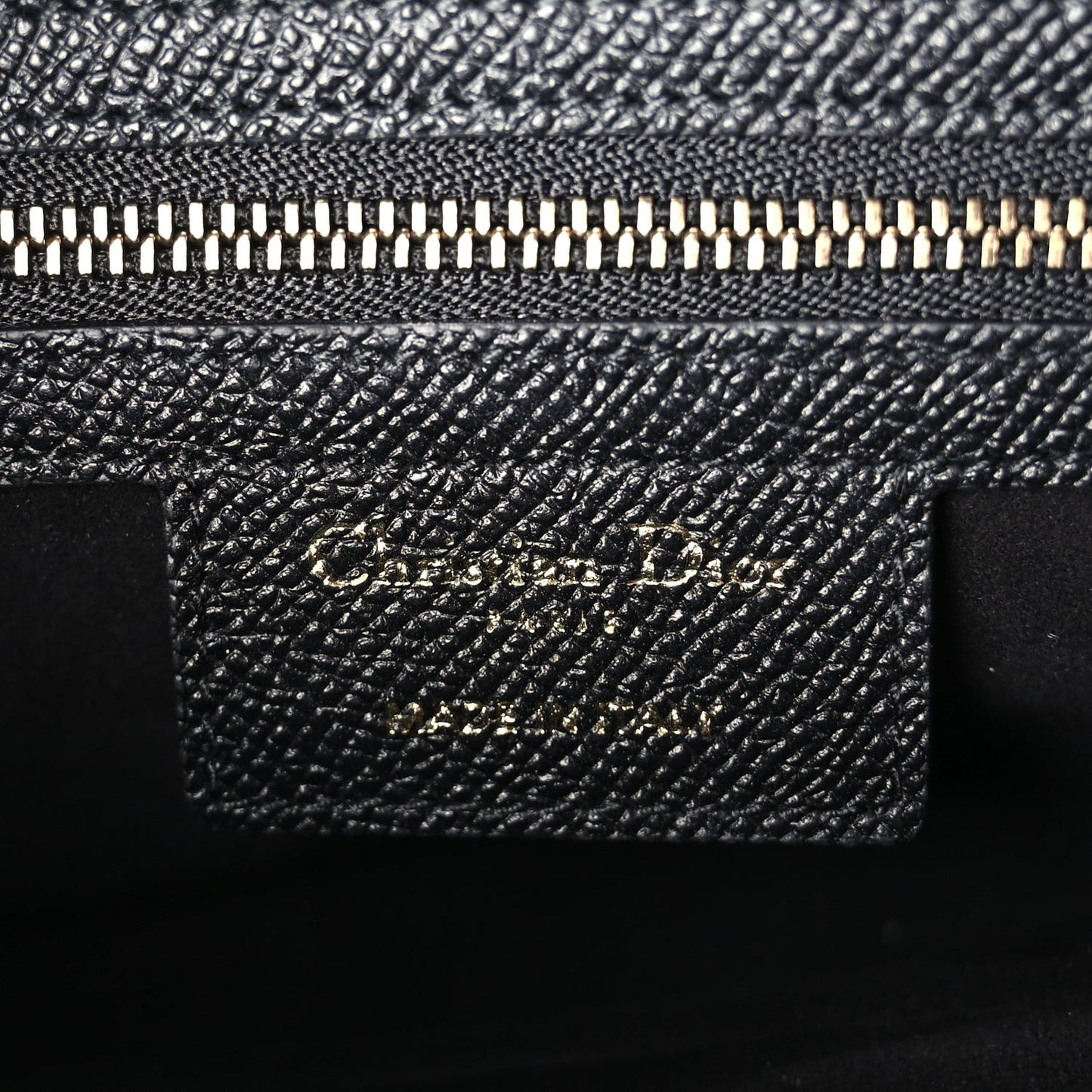 Grained Calfskin Saddle Bag Black (KLARNA)