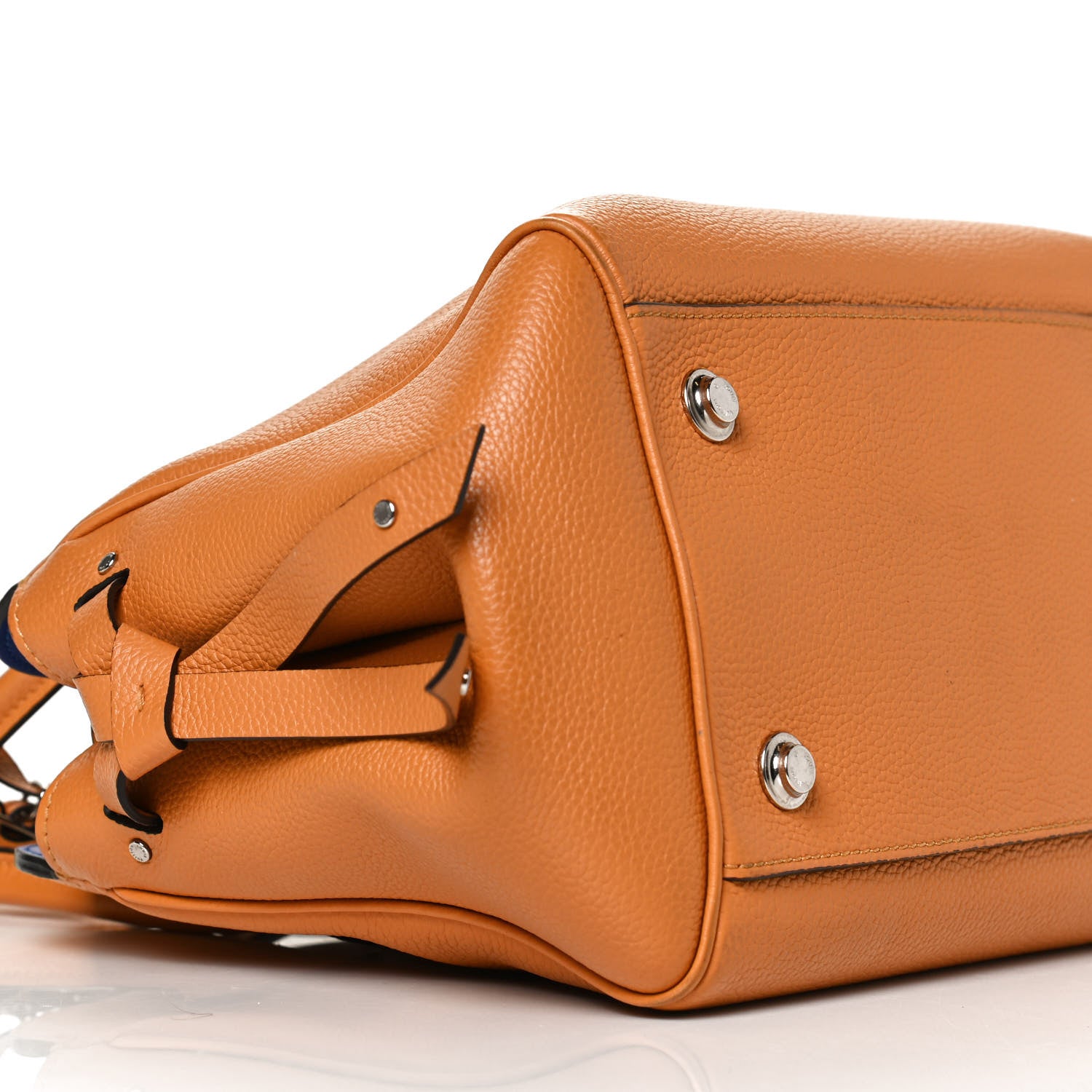 Louis Vuitton Veau Nuage Milla PM Safran 8 of 11