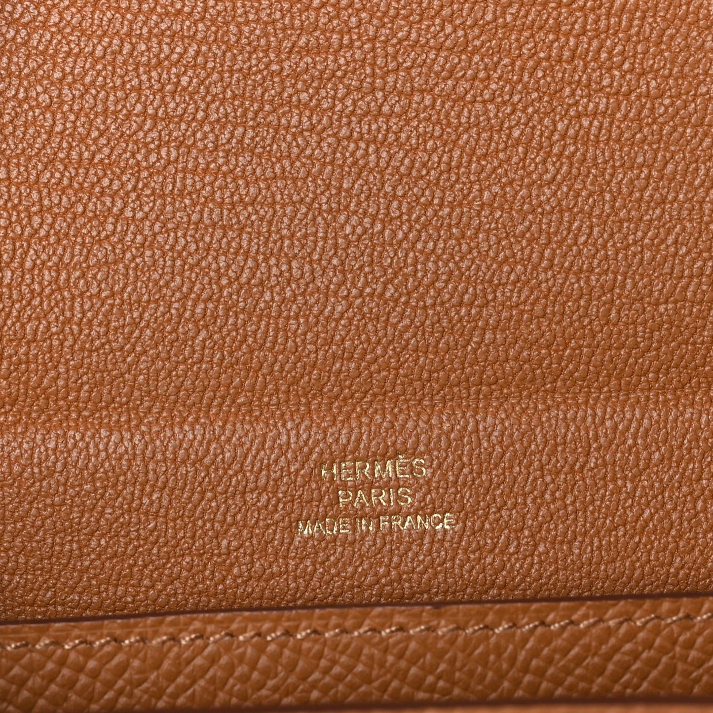 Epsom Kelly Multi Pocket Pochette To Go Gold
