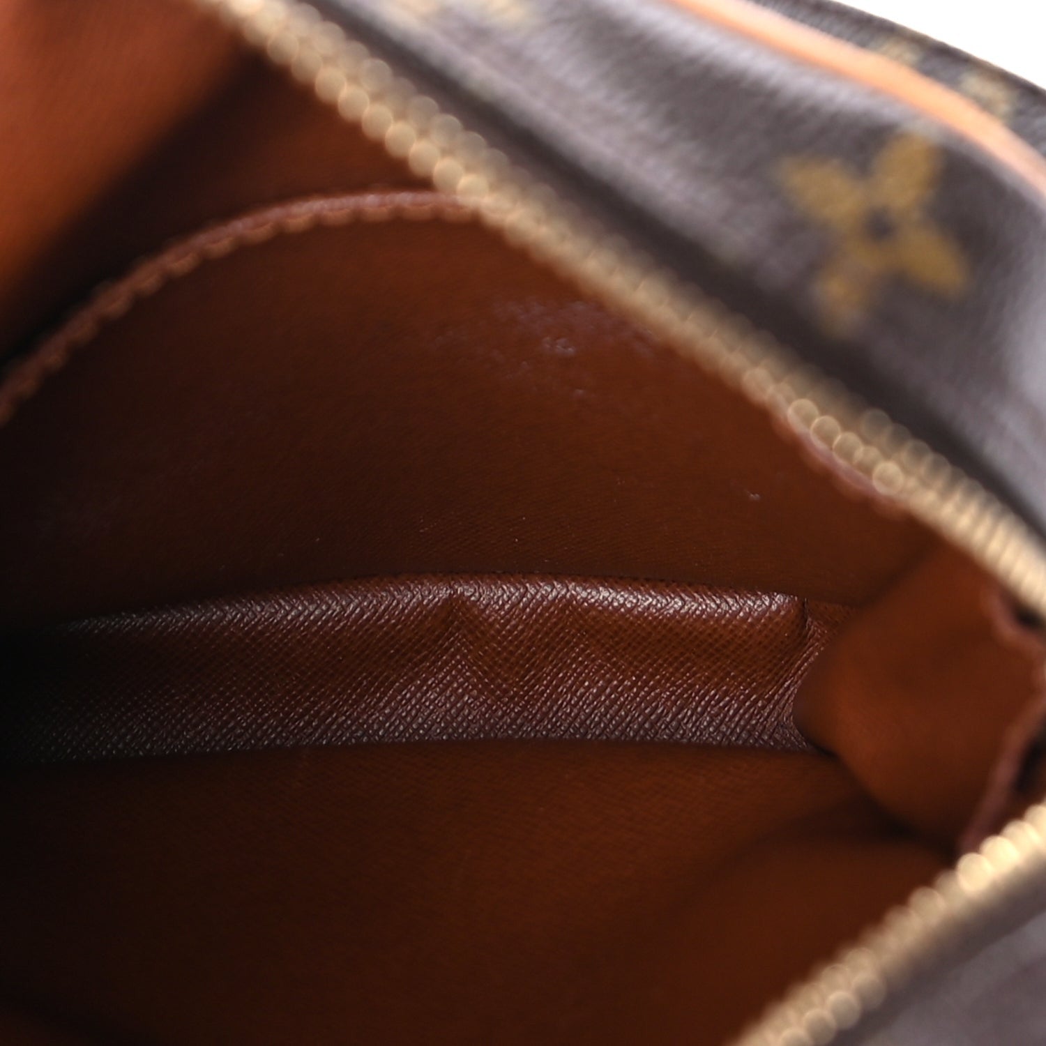 Louis Vuitton Monogram Danube 21 5 of 7