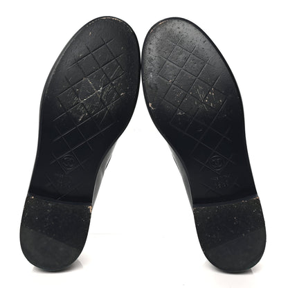 Chanel Lambskin Quilted CC Turnlock Loafers 38.5 Navy 6 of 11