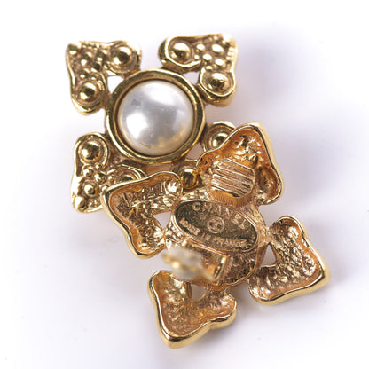 Chanel Pearl Clip On Earrings Gold 2 of 4