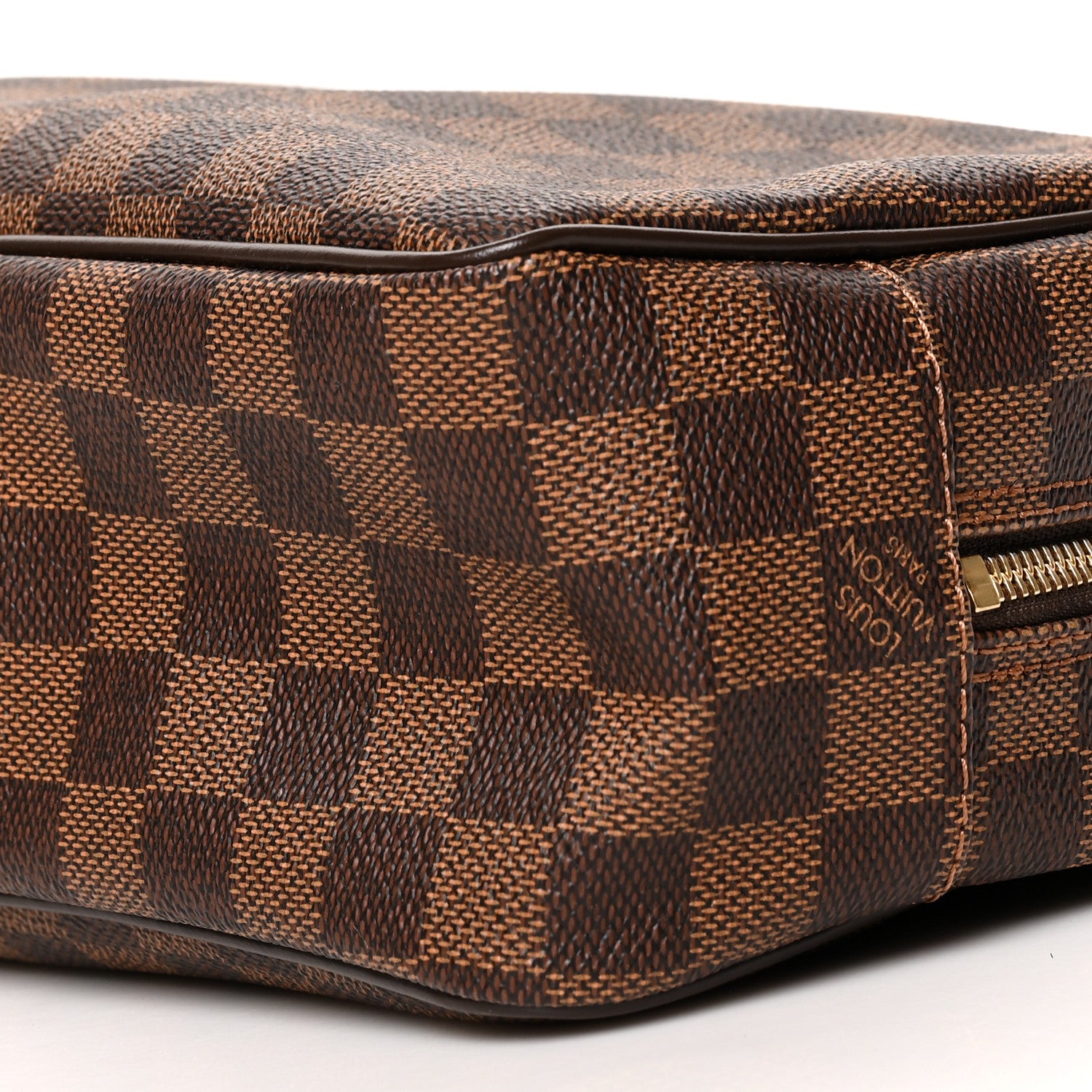 Louis Vuitton Damier Ebene Toiletry Bag 25 10 of 11