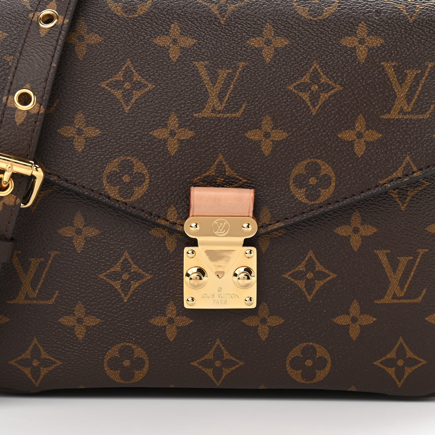 Louis Vuitton Monogram Pochette Metis 10 of 10