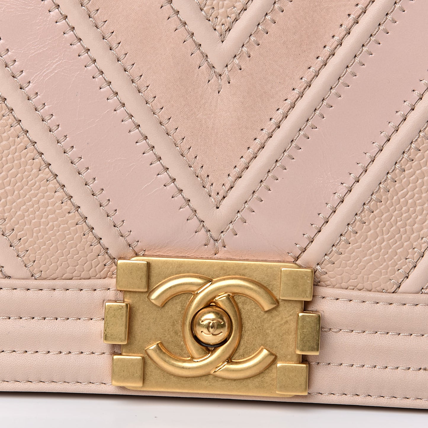 Caviar Calfskin Chevron Medium Boy Flap Light Pink