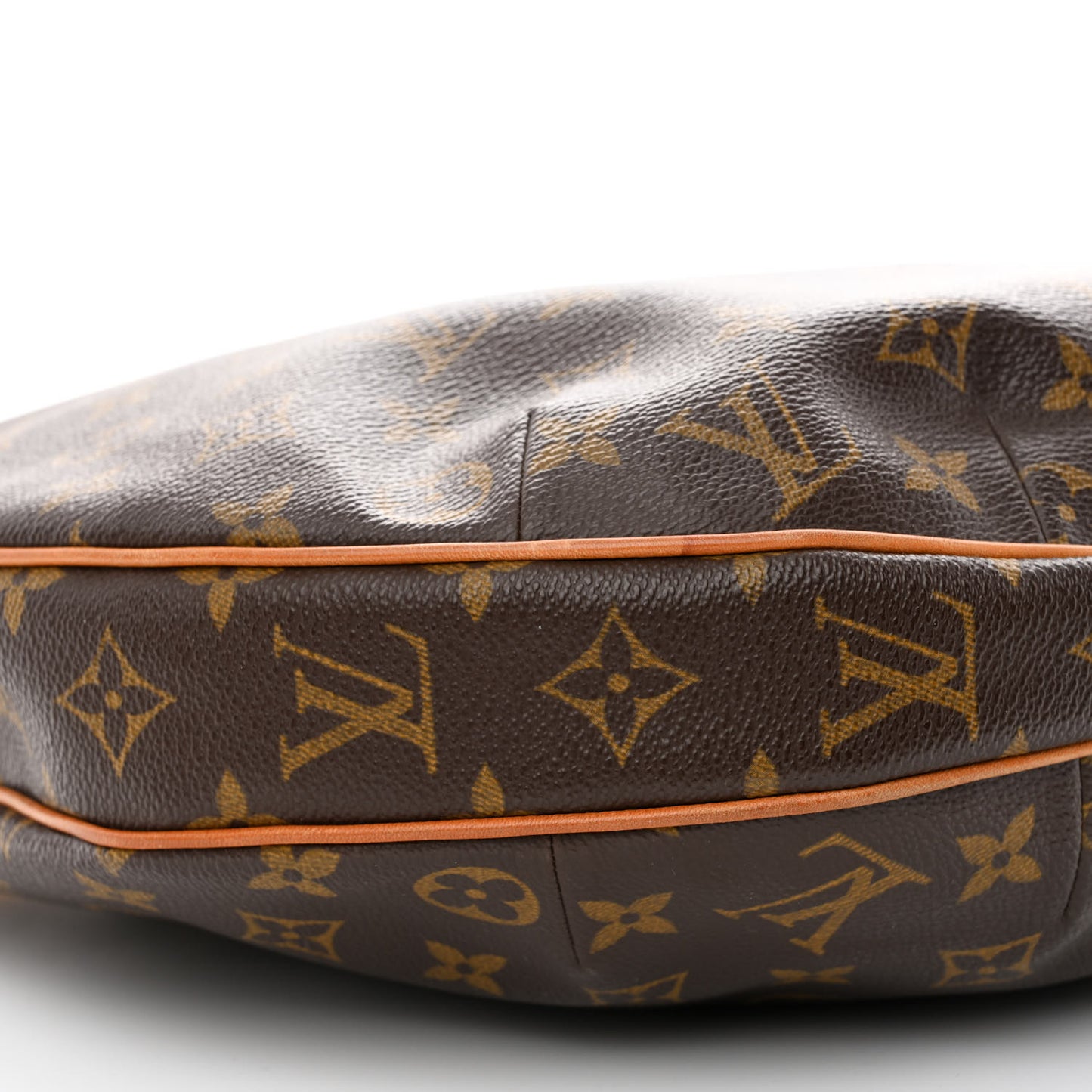 Monogram Croissant GM