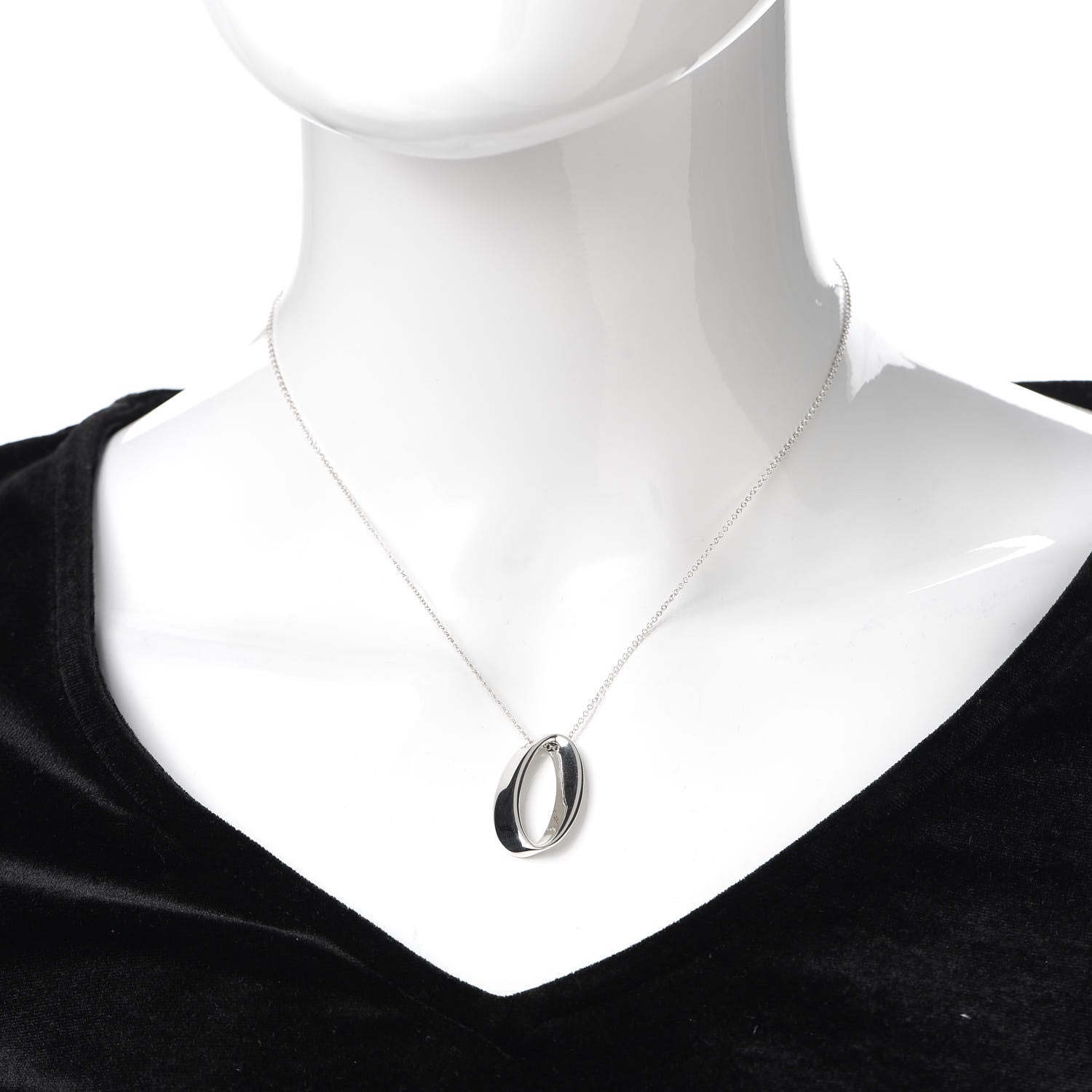Tiffany Sterling Silver Oval Loop Pendant Necklace 2 of 5