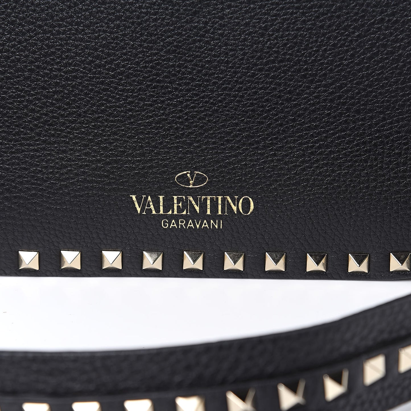 Pebbled Calfskin Medium Rockstud Flap Saddle Bag Black