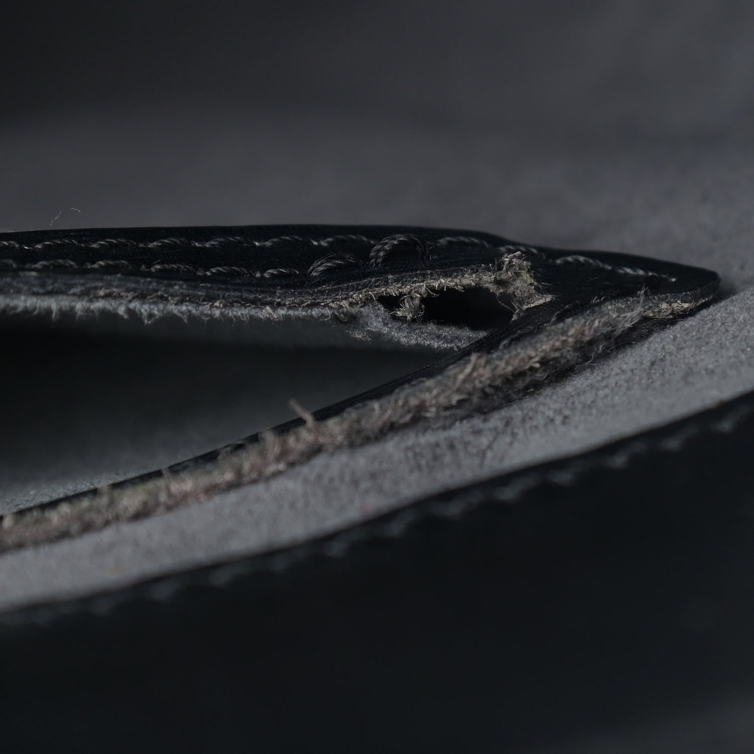 Louis Vuitton Epi Cluny Black 12 of 17