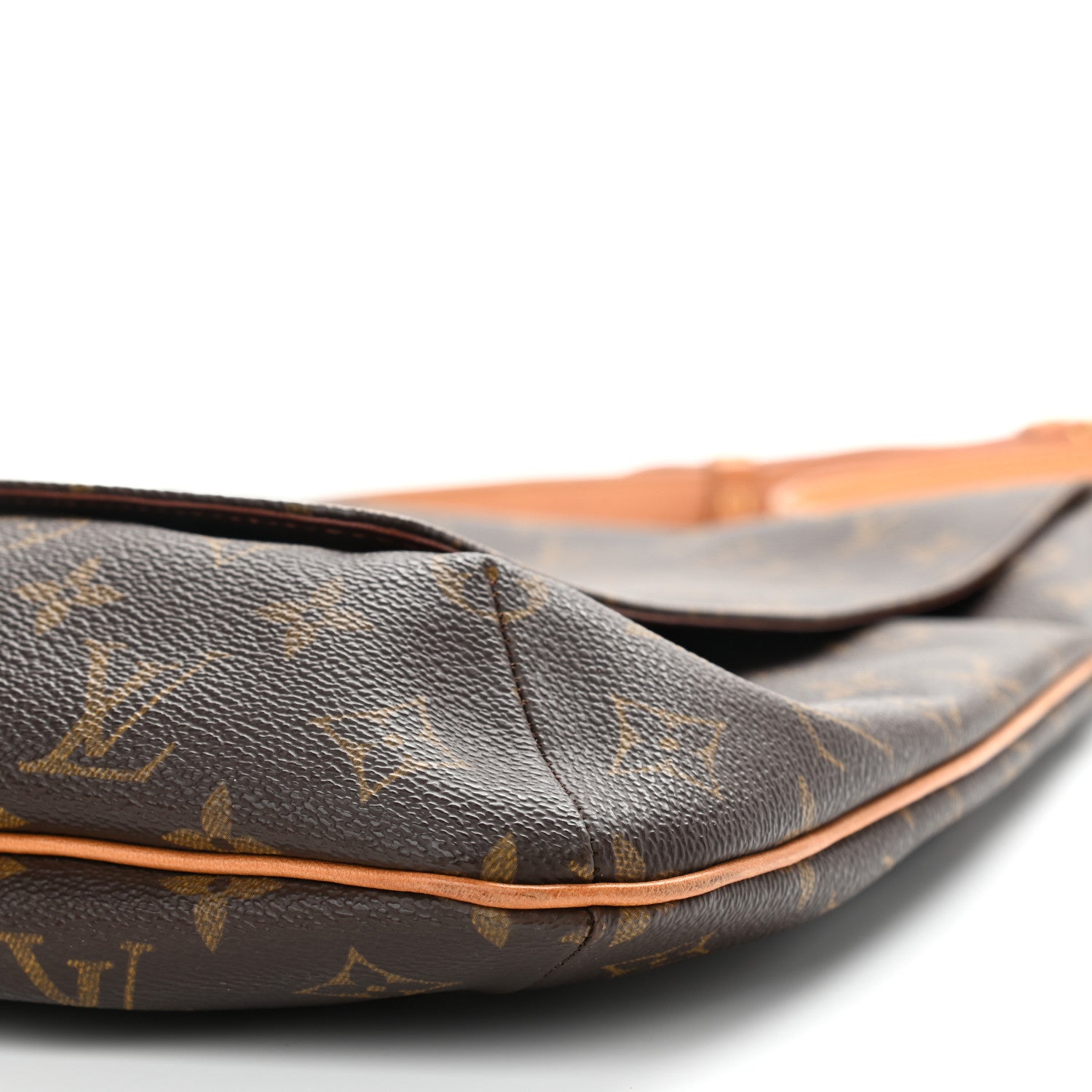 Louis Vuitton Monogram Musette GM 10 of 10