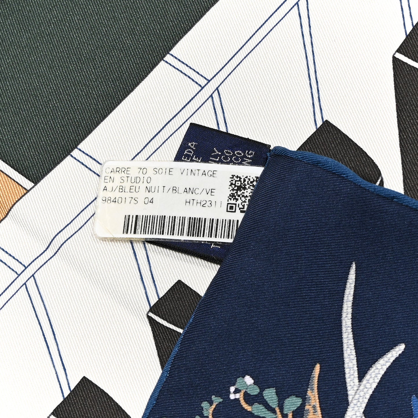 Silk Carres En Studio Scarf 70 Bleu Nuit White Vert
