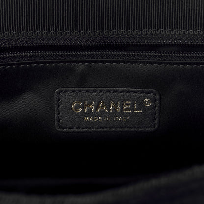 Chanel Wool Velvet Quilted Parisian Stroll Messenger Navy 6 of 10