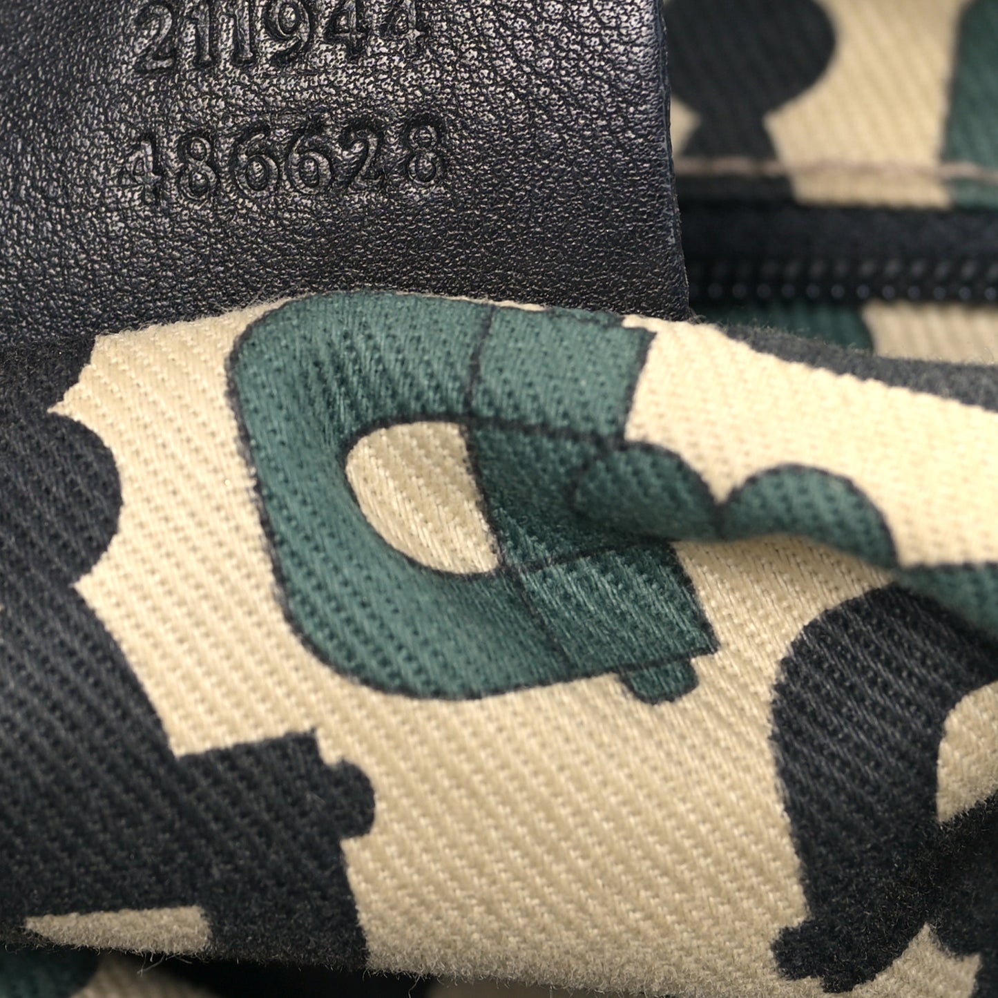 Guccissima Medium Sukey Navy