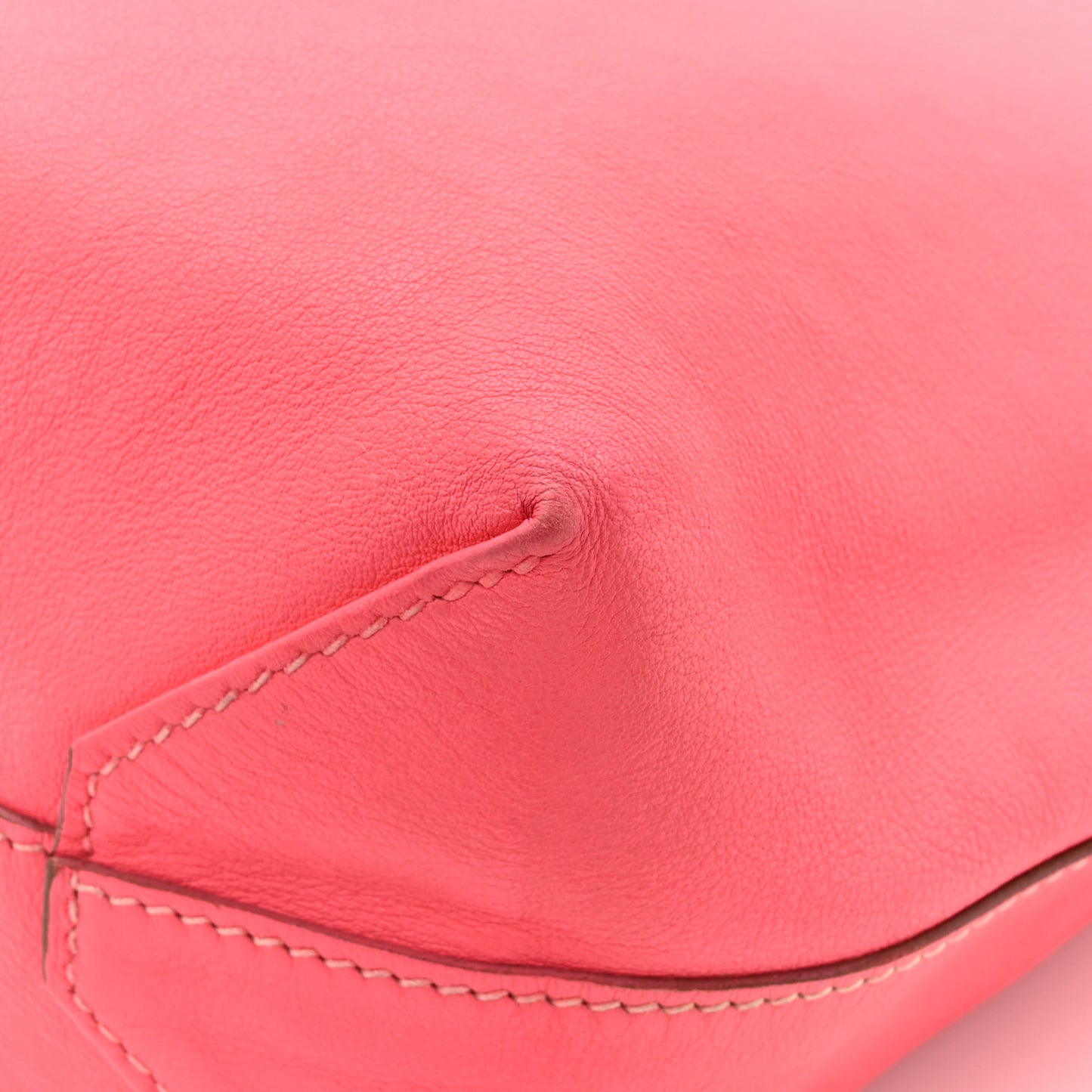 Veau Sikkim Swift Double Sens 28 Reversible Tote Peony Sanguine