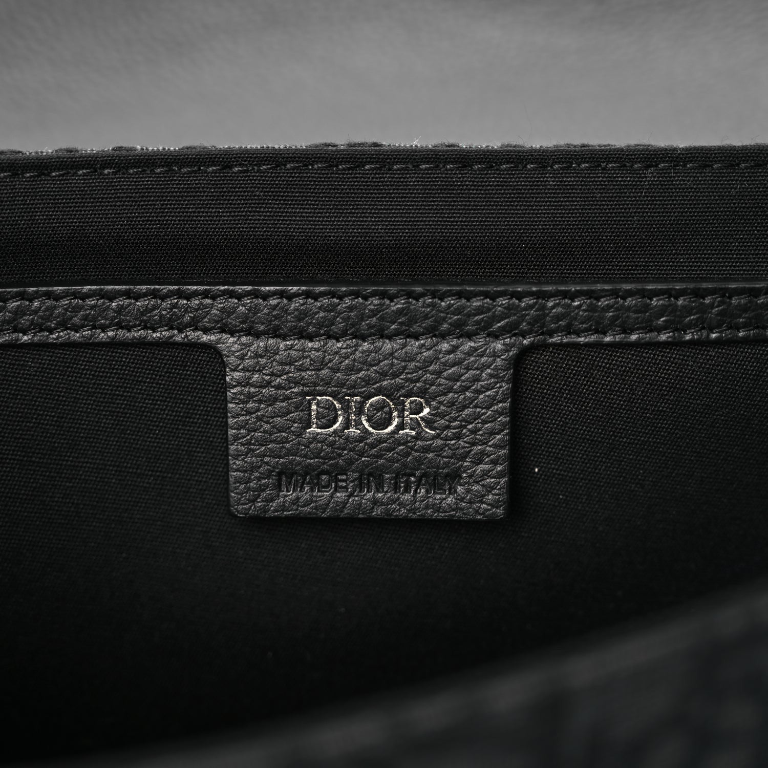 Christian Dior Oblique Jacquard Grained Calfskin Small Saddle Messenger Bag Black Oblique Monogram 5 of 9