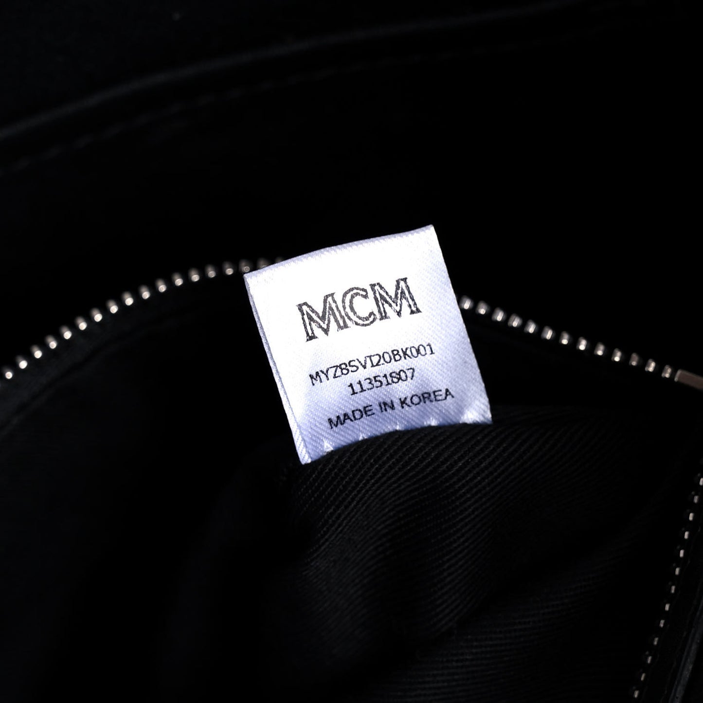 Visetos Medium Crossbody Pouch Black