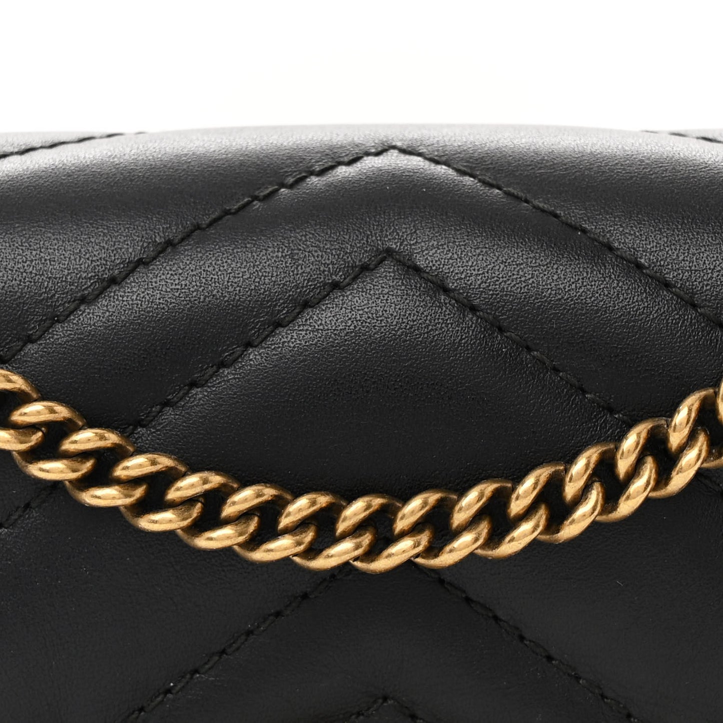 Calfskin Matelasse Super Mini GG Marmont Shoulder Bag Black