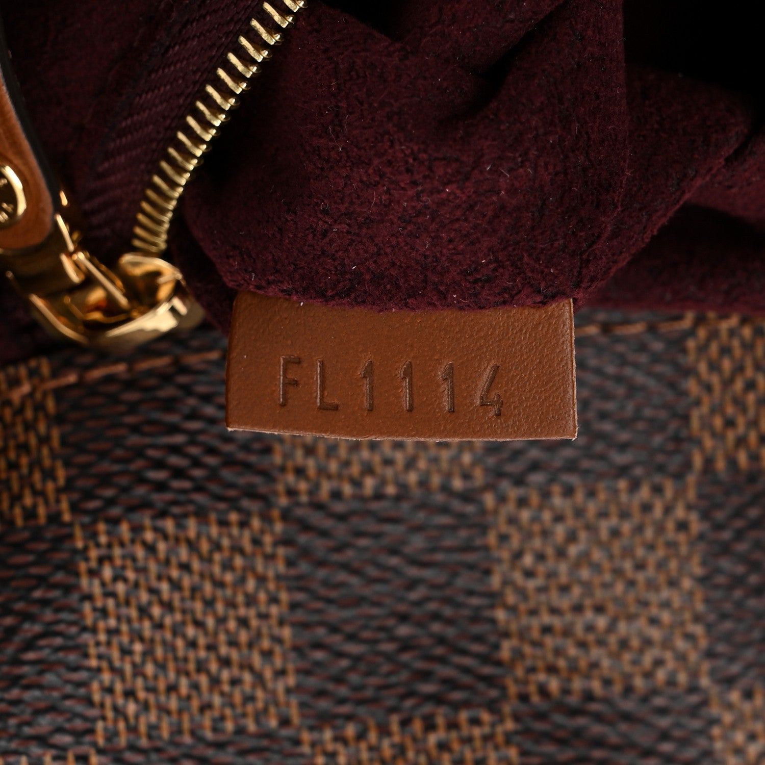 Louis Vuitton Damier Ebene Ascot 8 of 11