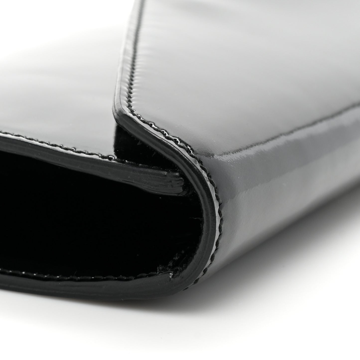 Patent Y-Mail Clutch Black