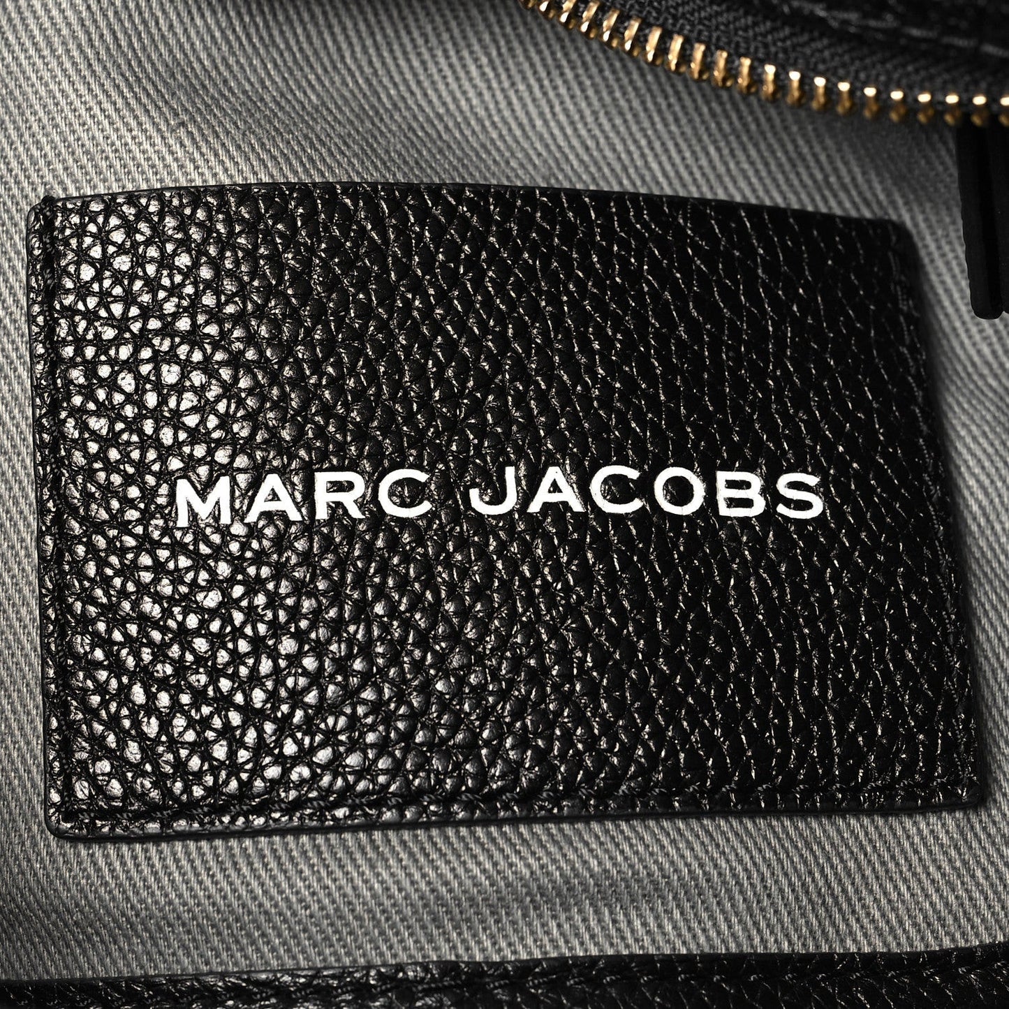 Grained Calfskin Medium The Tote Bag Black