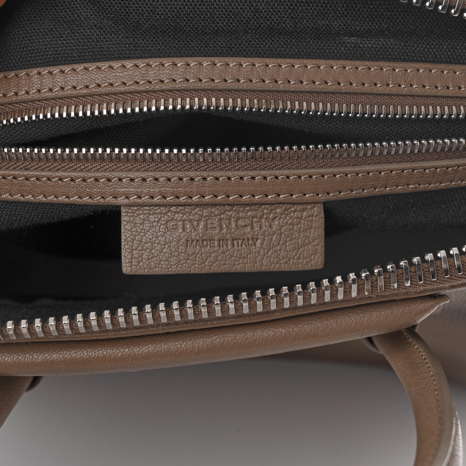 Givenchy Sugar Goatskin Medium Antigona Sand 6 of 12