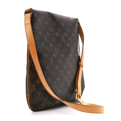 Louis Vuitton Monogram Musette GM 3 of 10