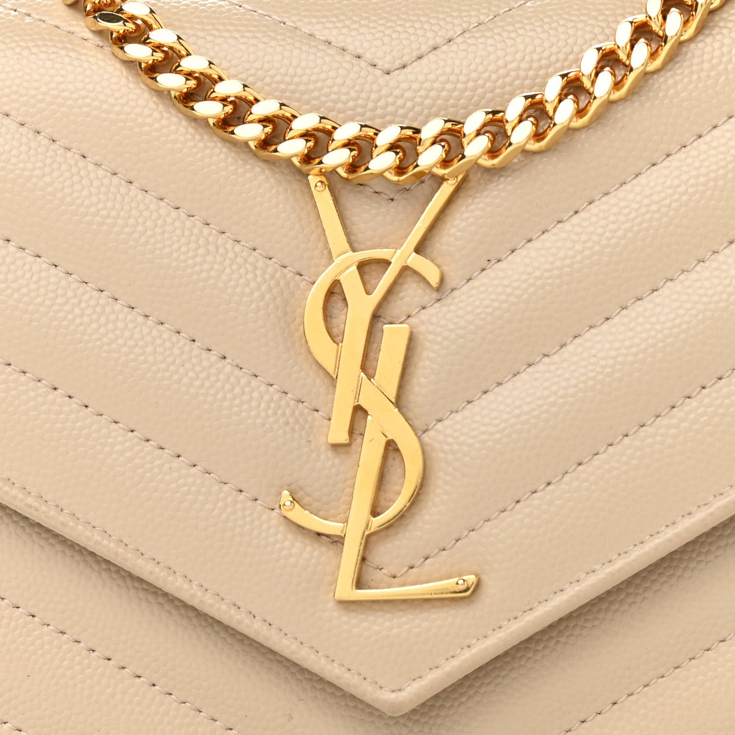 Grain De Poudre Matelasse Chevron Cassandre Chain Wallet Deep Beige