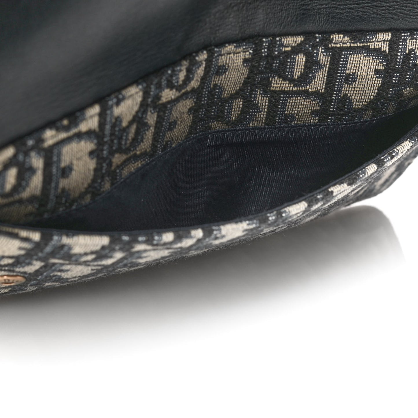 Oblique Saddle Large Zipped Wallet Blue