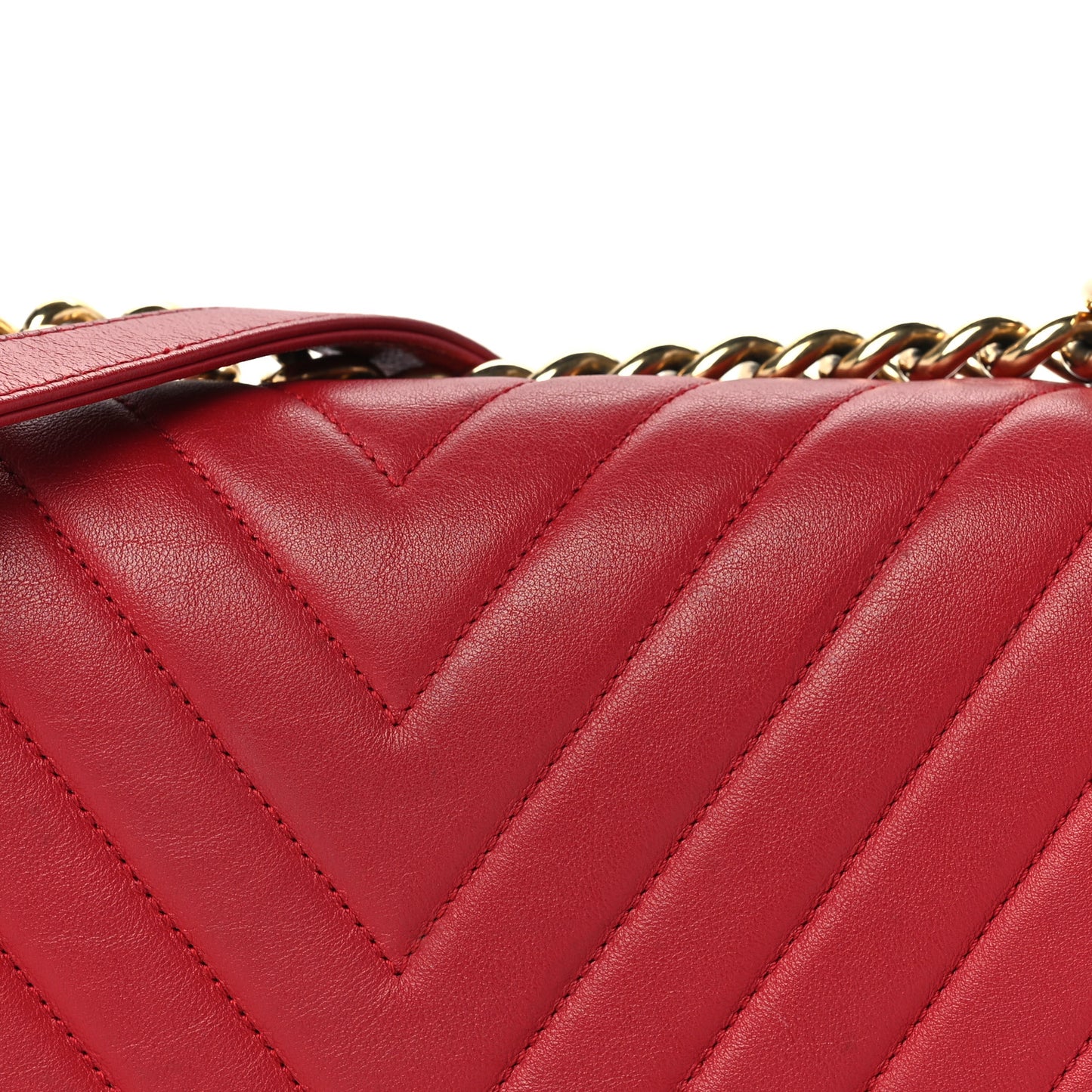 Lambskin Chevron Quilted Medium Boy Flap Red