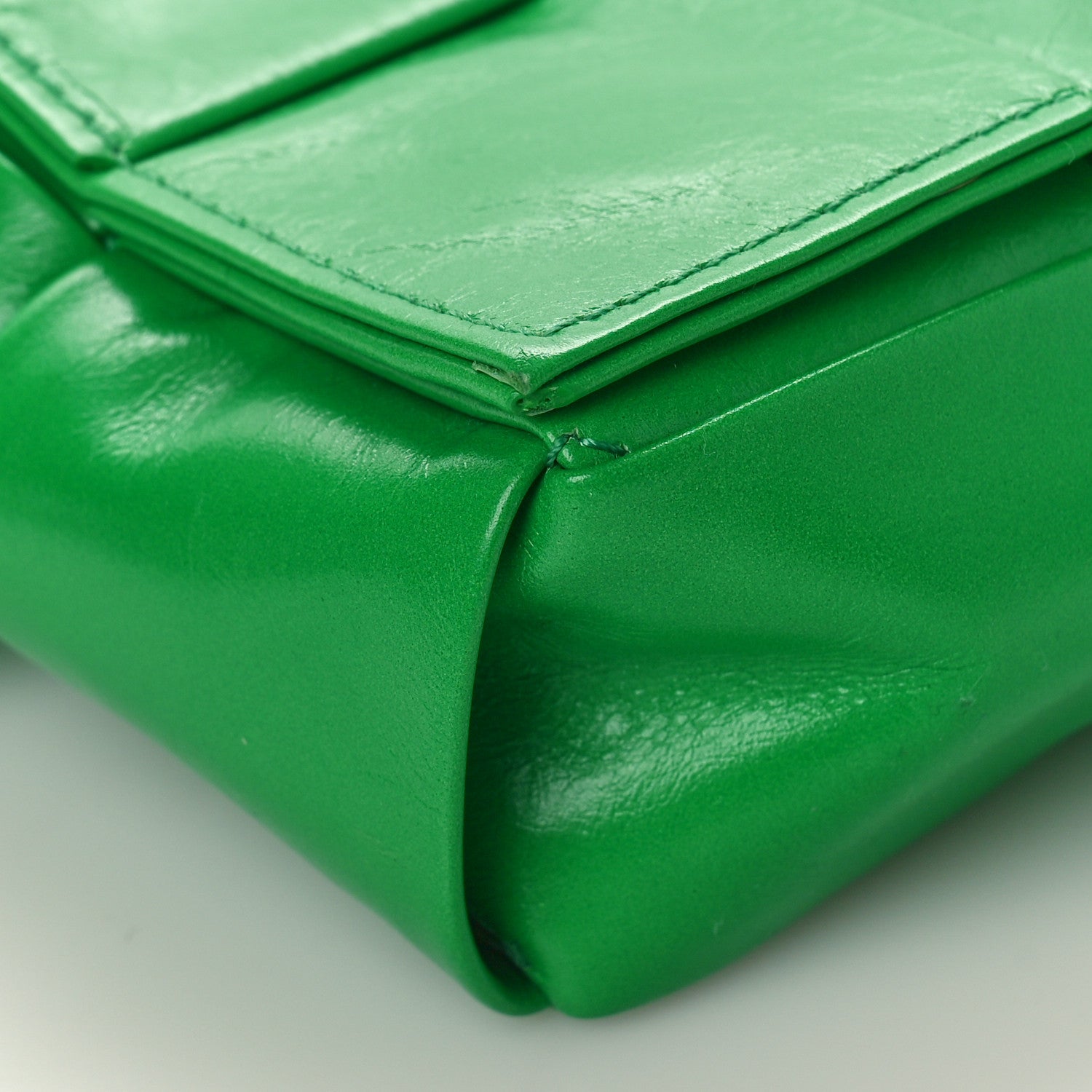 Bottega Veneta Paper Calfskin Intreccio Cassette Belt Bag Parakeet 9 of 12