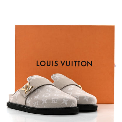 Louis Vuitton Monogram Wool Womens Cosy Flat Comfort Clog Mules 40 Light Grey 9 of 9