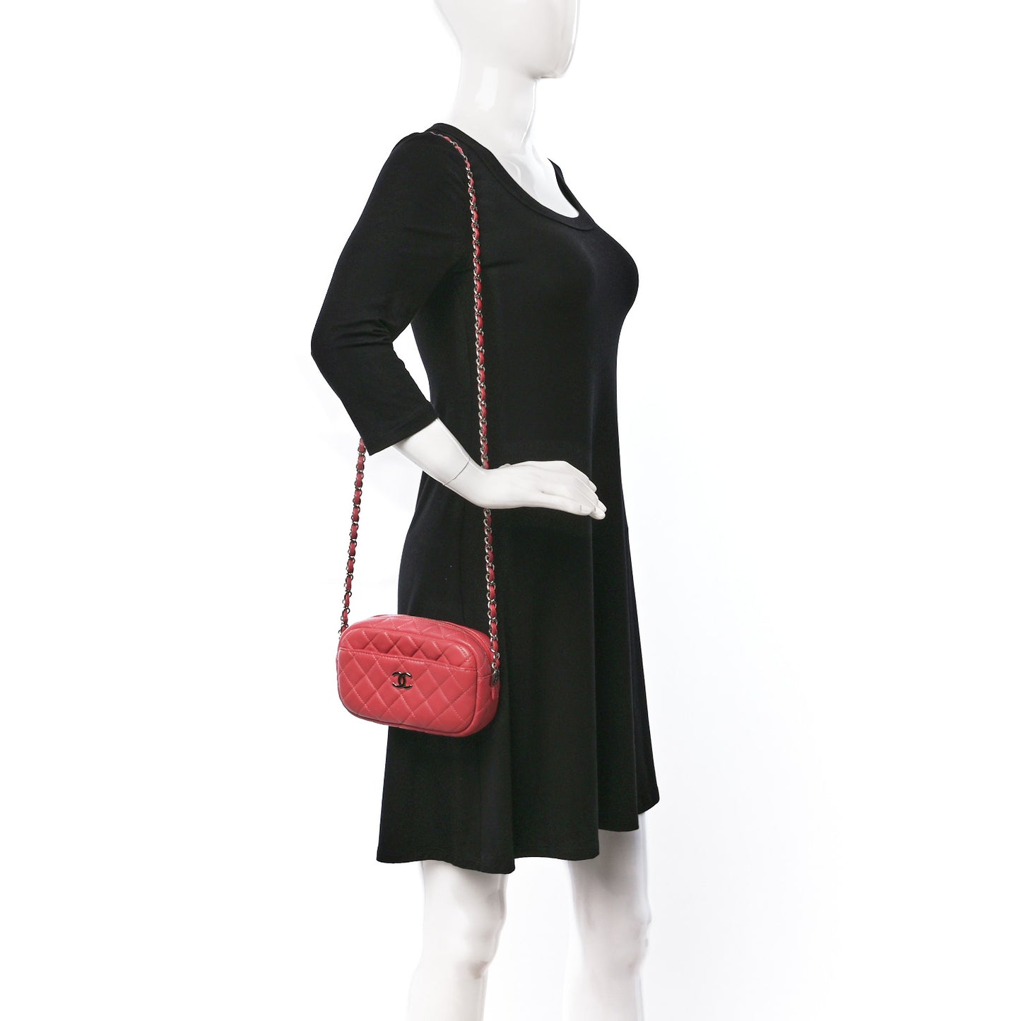 Lambskin Quilted Small Timeless Camera Case Pink