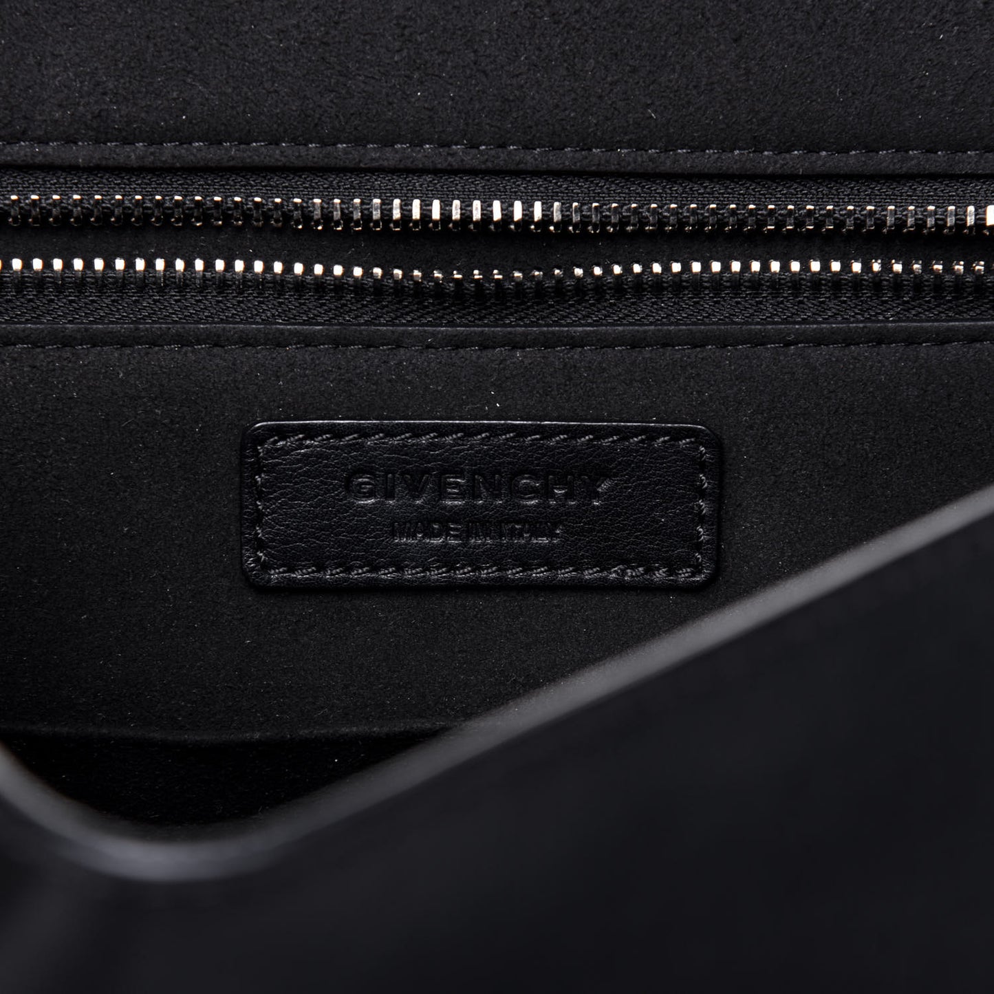 Grained Calfskin Chain Small Shark Lock Satchel Black